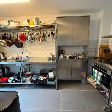 Cozy Ground Floor Flat In Oud Zuid